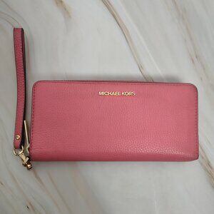 Michael Kors Women's Continental Wallet Jet Set Wristlet in Tea Rose Leather